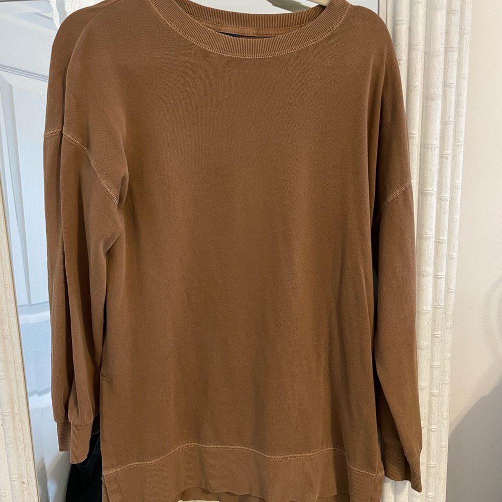 Old navy sweatshirt